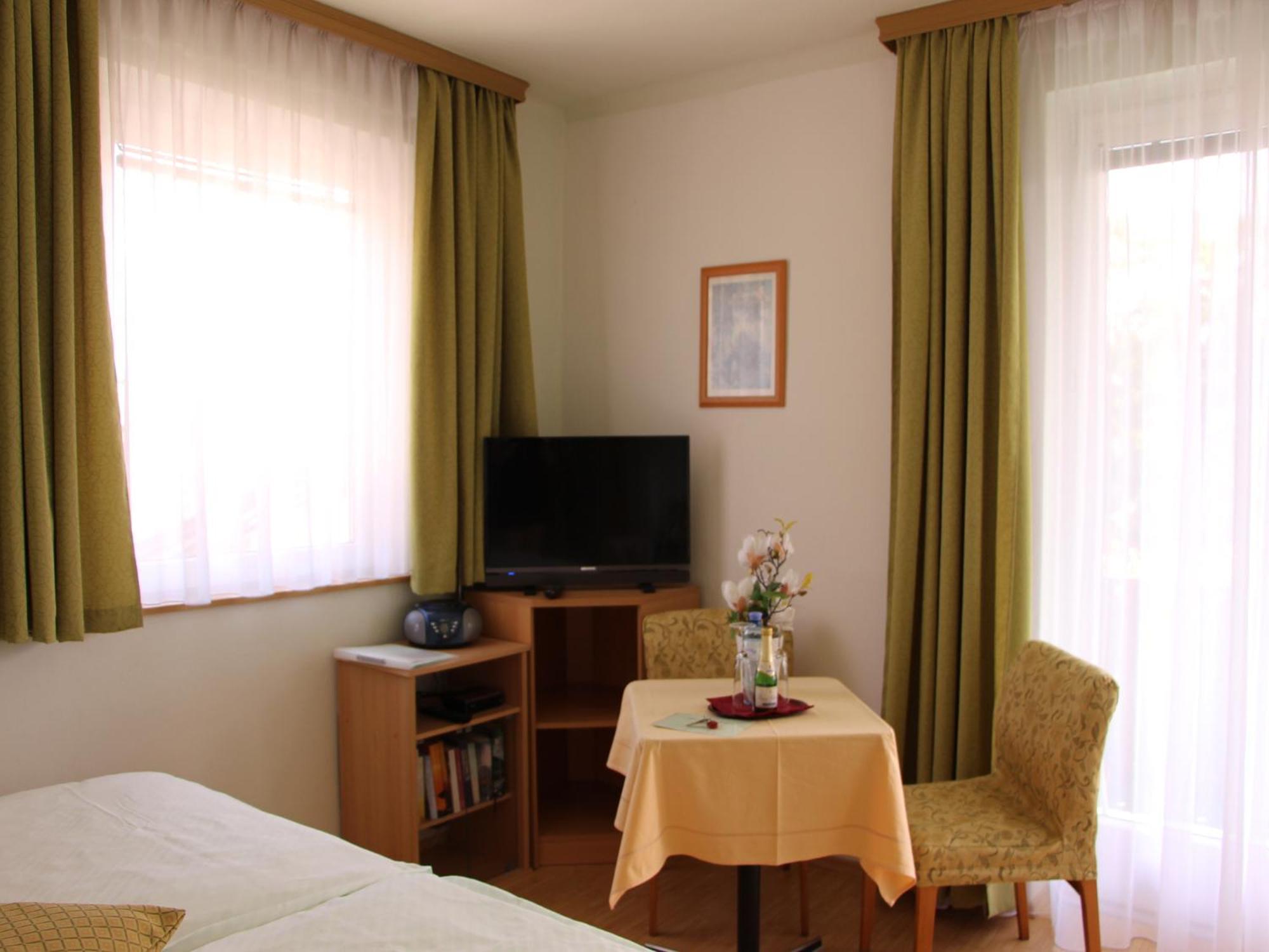 Haus Riedl Hotel Seeboden Quarto foto